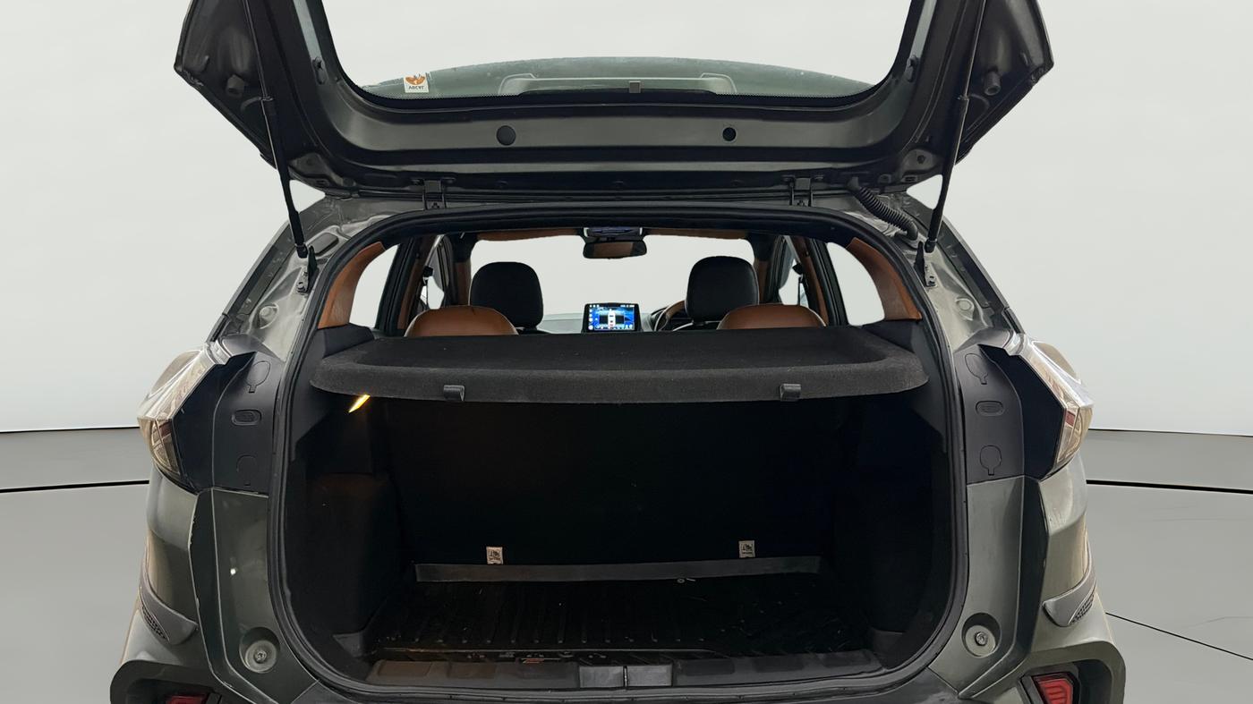 2023 Tata NEXON XM SUNROOF PETROL, Petrol, Manual, 31,146 km, Boot Open Zoomed View