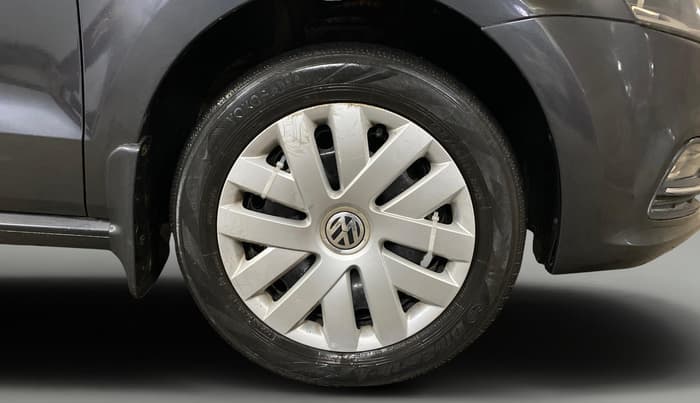 2014 Volkswagen Polo COMFORTLINE 1.2L PETROL, Petrol, Manual, 65,813 km, Right Front Wheel