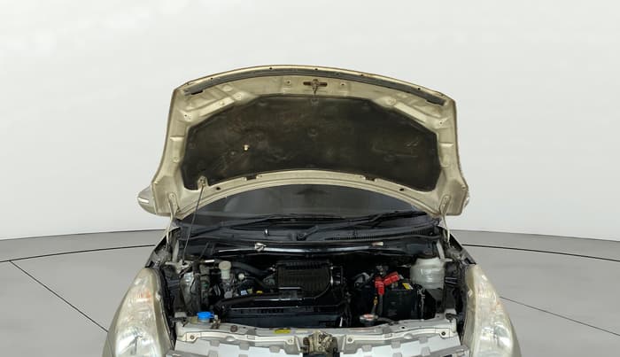 2015 Maruti Swift VXI, Petrol, Manual, 30,654 km, Open Bonet
