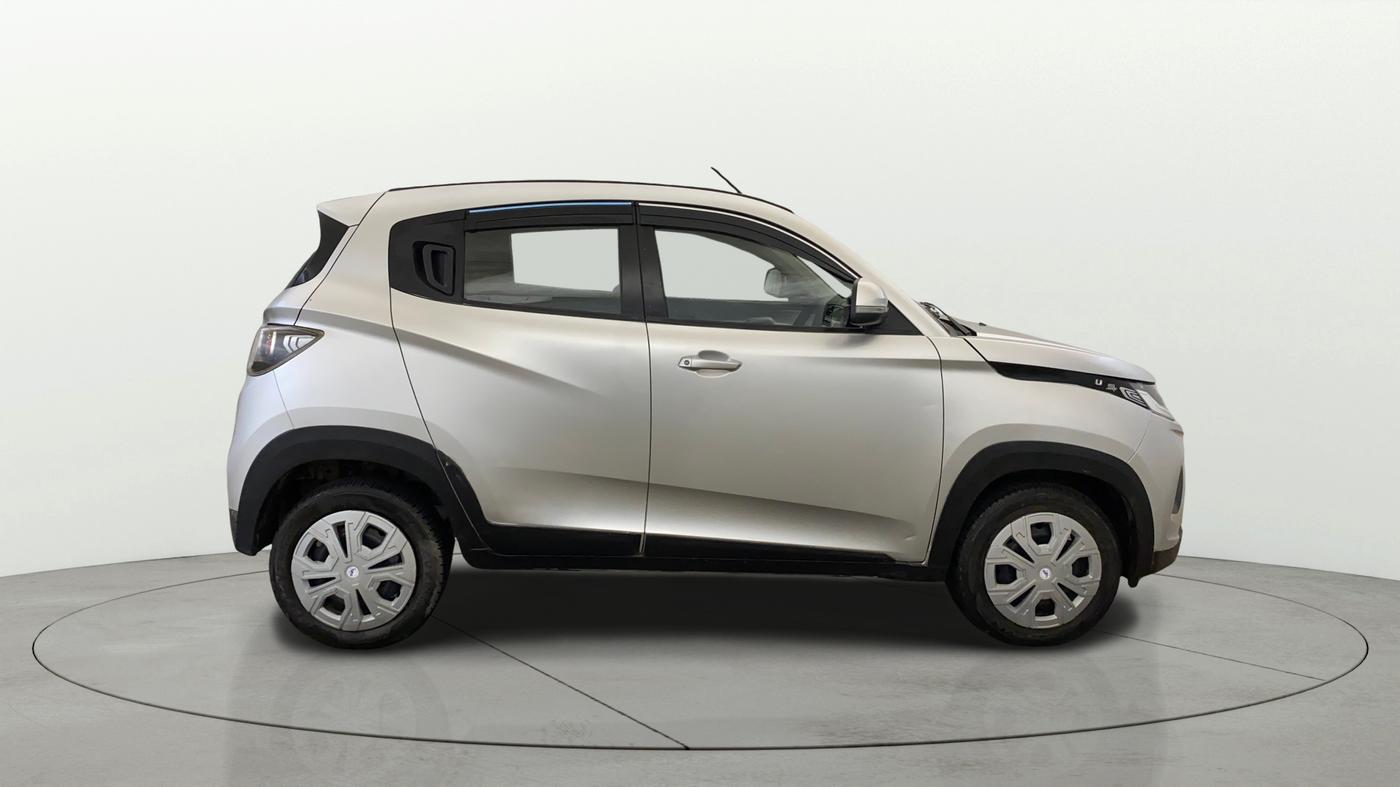 2018 Mahindra KUV 100 NXT K6+ P 6 STR, Petrol, Manual, 64,134 km, Right Side View
