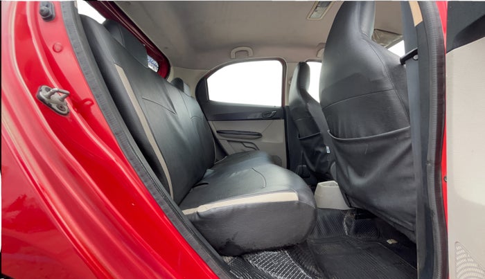 2018 Tata Tiago XT PETROL, Petrol, Manual, 65,973 km, Right Side Rear Door Cabin