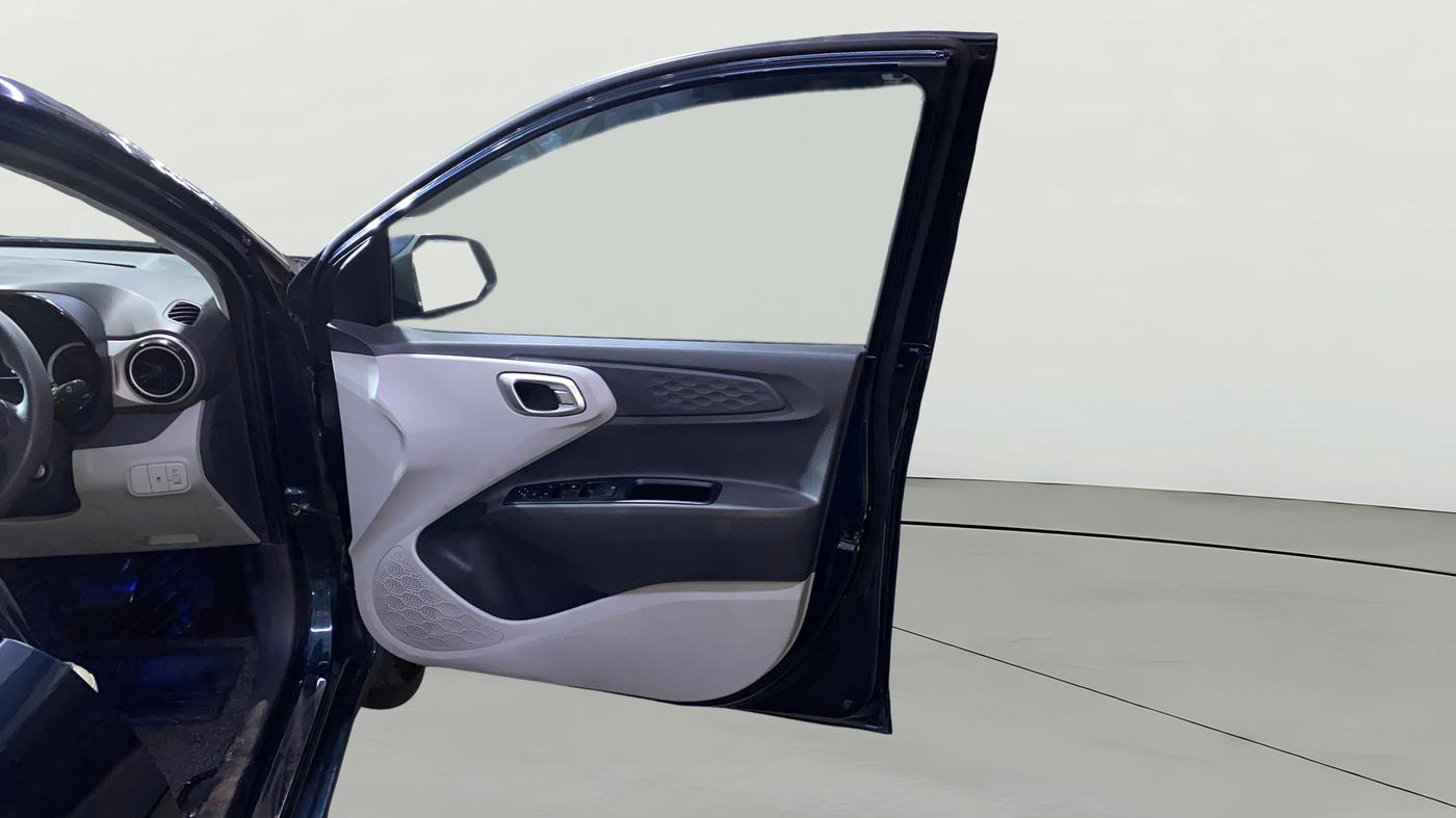 2023 Hyundai GRAND I10 NIOS SPORTZ AMT 1.2 KAPPA VTVT, Petrol, Automatic, 15,028 km, RHS Front Door