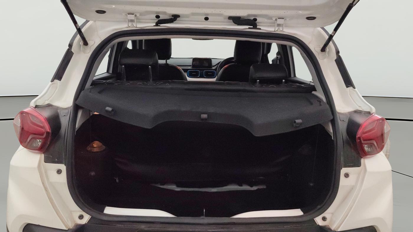 2024 Tata PUNCH CREATIVE AMT 1.2 RTN DUAL TONE, Petrol, Automatic, 9,649 km, Boot Open Zoomed View