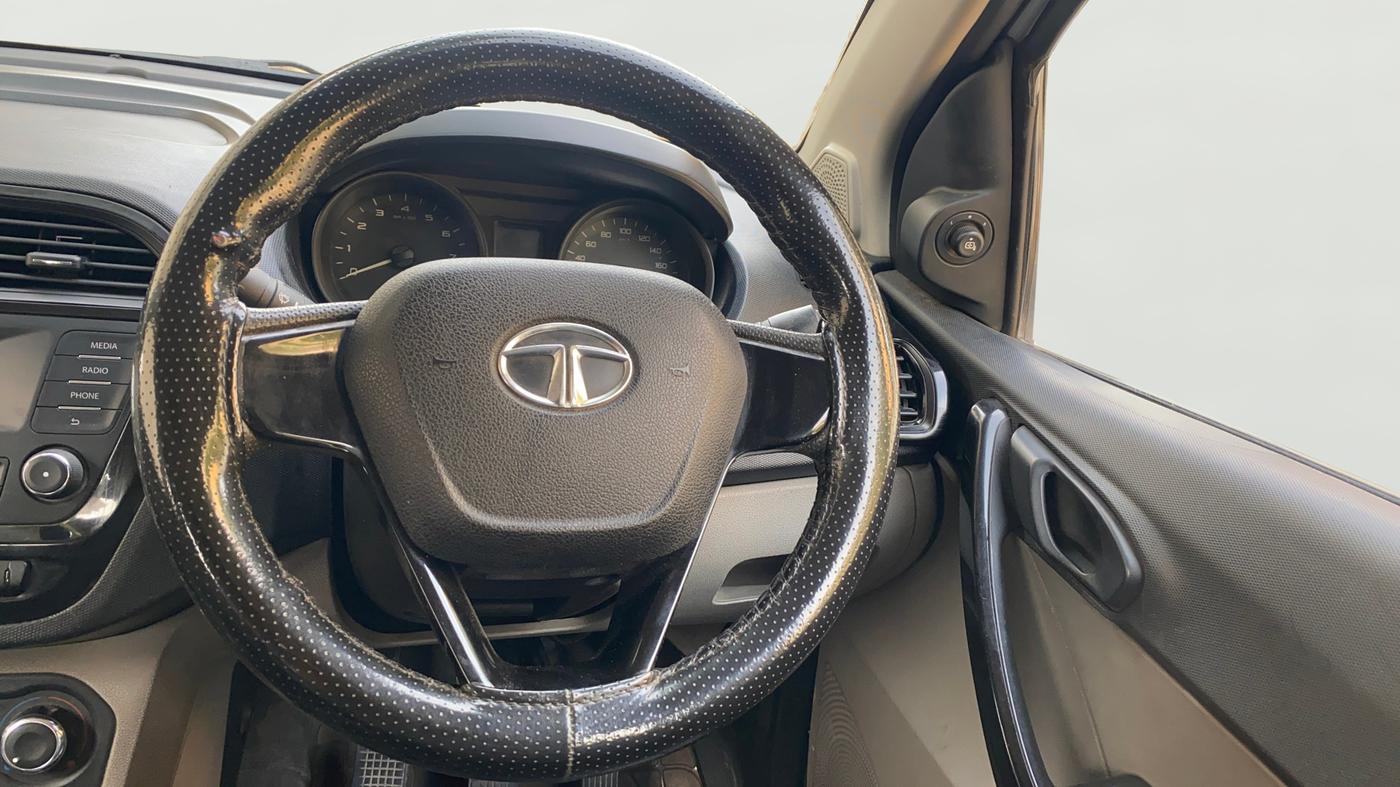 2018 Tata Tiago XT PETROL, Petrol, Manual, 38,109 km, Steering Wheel Close Up