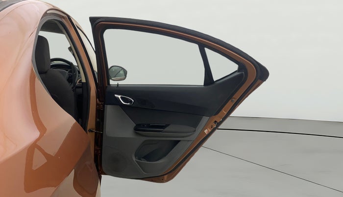 2017 Tata TIGOR XZ (O) PETROL, Petrol, Manual, 46,283 km, RHS Rear Door