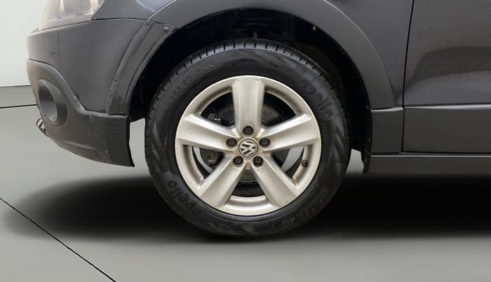 2014 Volkswagen Cross Polo HIGHLINE TDI, Diesel, Manual, 55,172 km, Left Front Wheel