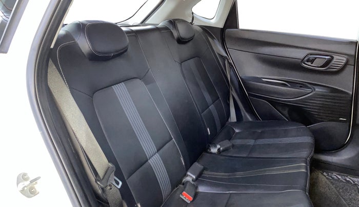 2021 Hyundai NEW I20 Asta 1.0 GDI Turbo IMT, Petrol, Manual, 41,111 km, Right Side Rear Door Cabin