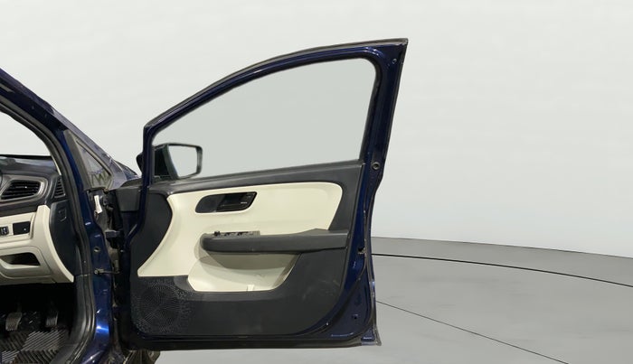2023 Tata ALTROZ XM PLUS SUNROOF, CNG, Manual, 16,224 km, RHS Front Door