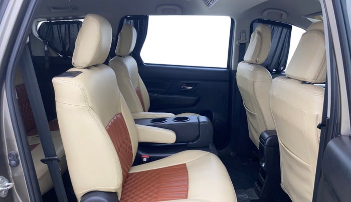 2020 Maruti XL6 ZETA MT, Petrol, Manual, 76,939 km, Right Side Rear Door Cabin