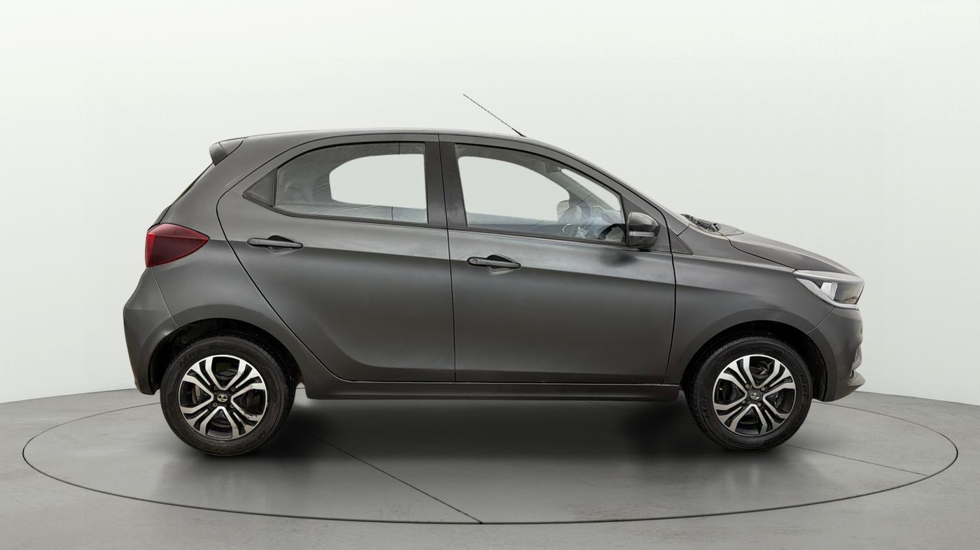 2022 Tata Tiago XTA PETROL, Petrol, Automatic, 39,173 km, Right Side View