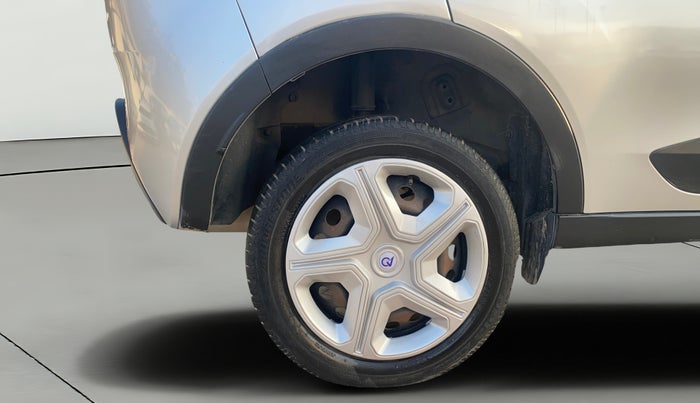 2019 Tata NEXON XM PETROL, Petrol, Manual, 1,11,783 km, Right Rear Wheel