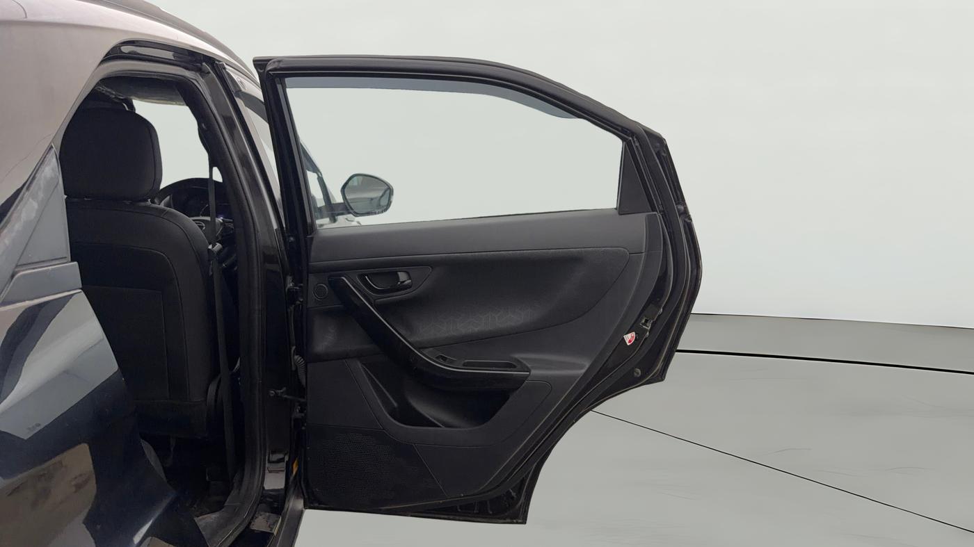 2022 Tata NEXON XZA PLUS (PREMIUM) PETROL DARK EDITION, Petrol, Automatic, 78,786 km, RHS Rear Door