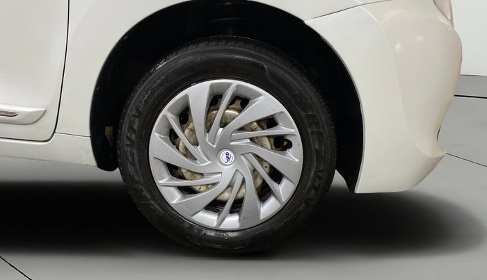 2016 Maruti Baleno SIGMA PETROL 1.2, CNG, Manual, 1,00,040 km, Right Front Wheel