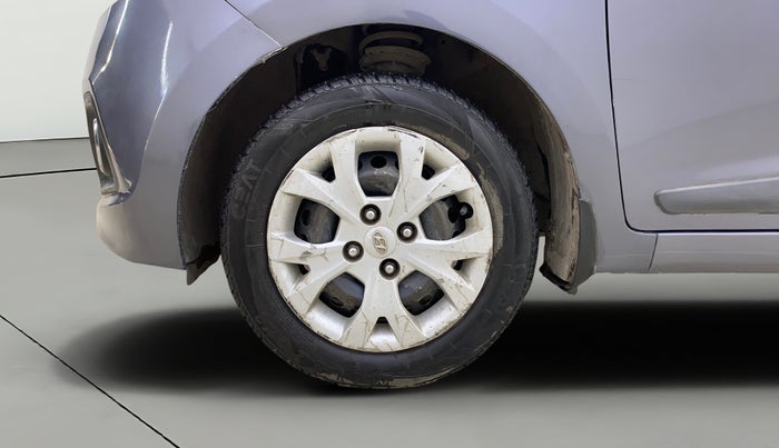2016 Hyundai Grand i10 SPORTZ 1.2 KAPPA VTVT, Petrol, Manual, 1,36,544 km, Left Front Wheel