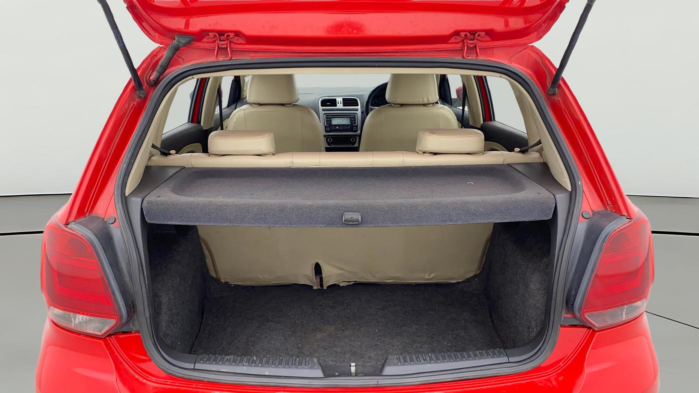 2014 Volkswagen Polo HIGHLINE1.2L, Petrol, Manual, 64,037 km, Boot Open Zoomed View