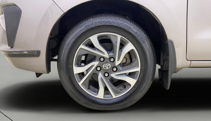 2021 Toyota Innova Crysta 2.4 G 7 STR, Diesel, Manual, 94,639 km, Left Front Wheel