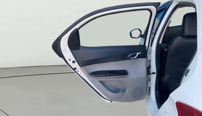 2017 Tata Tiago XZ PETROL, Petrol, Manual, 65,421 km, LHS Rear Door