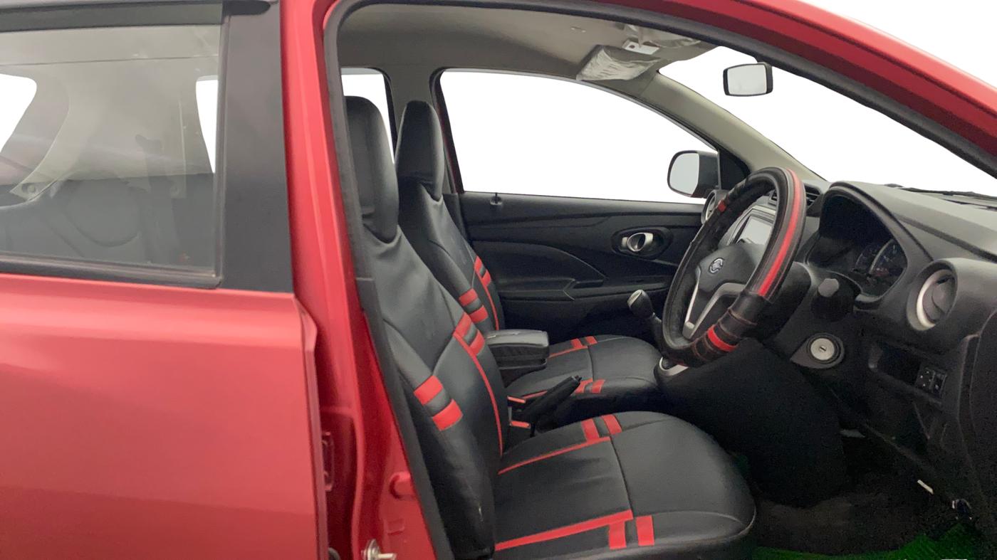 2019 Datsun Go T(O), Petrol, Manual, 28,165 km, Right Side Front Door Cabin