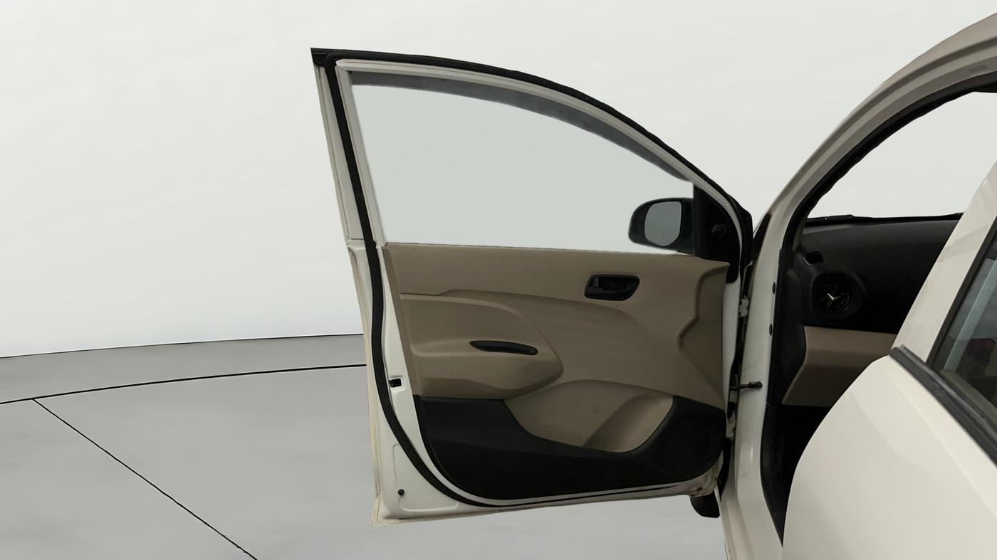 2019 Hyundai NEW SANTRO ERA EXECUTIVE, Petrol, Manual, 50 km, LHS Front Door