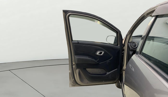 2018 Datsun Redi Go T (O), Petrol, Manual, 53,059 km, LHS Front Door