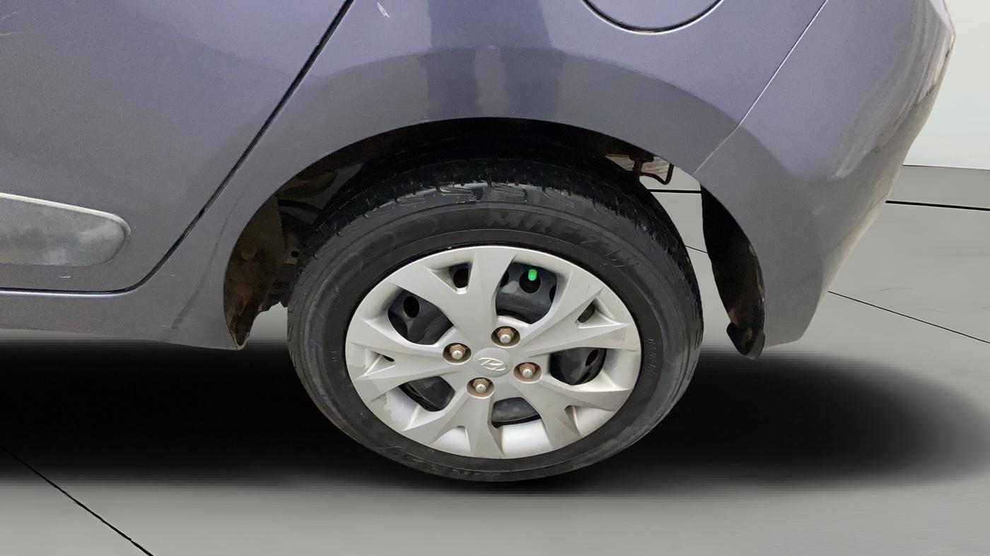 2014 Hyundai Grand i10 SPORTZ 1.2 KAPPA VTVT, Petrol, Manual, 48,983 km, Left Rear Wheel