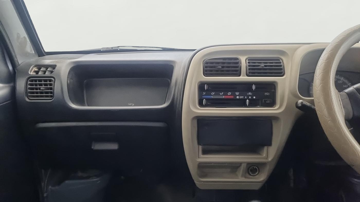 2021 Maruti Eeco 5 STR WITH A/C+HTR CNG, CNG, Manual, 1,20,611 km, Air Conditioner