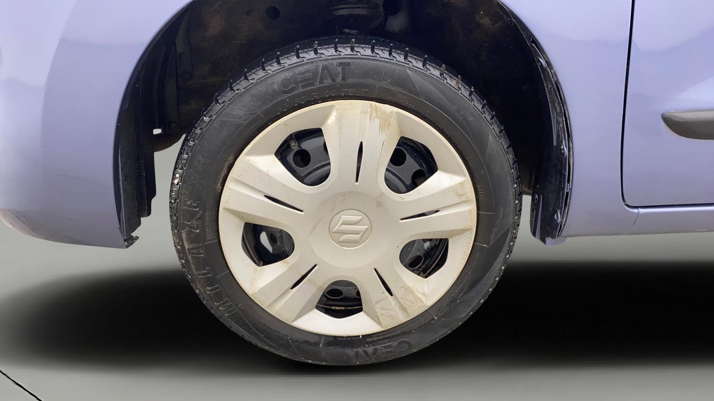 2015 Maruti Wagon R 1.0 VXI, Petrol, Manual, 72,057 km, Left Front Wheel