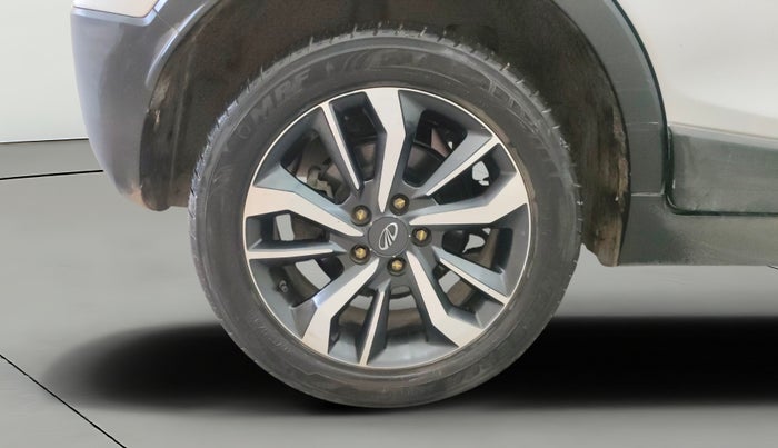 2019 Mahindra XUV300 W8 (O) 1.2 PETROL, Petrol, Manual, 62,636 km, Right Rear Wheel