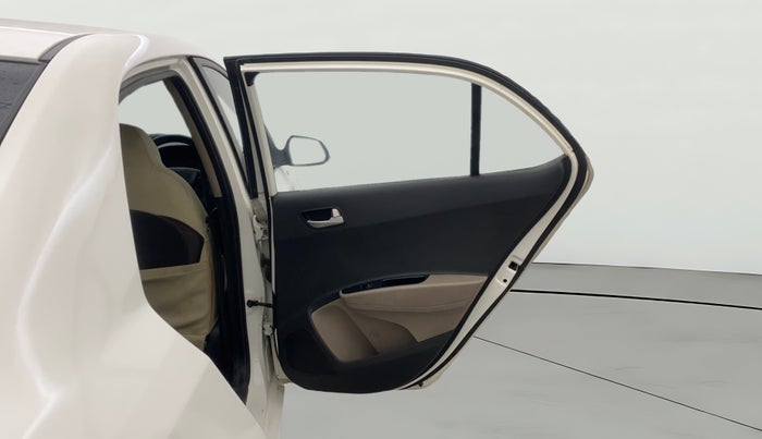 2015 Hyundai Xcent S (O) 1.2, CNG, Manual, 72,300 km, RHS Rear Door