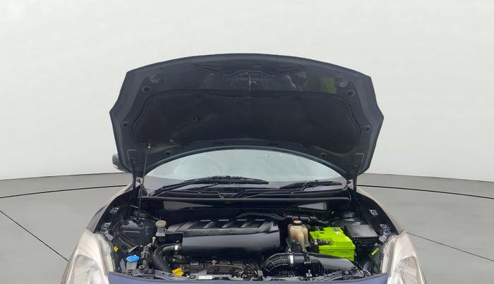 2019 Maruti Swift VDI AMT, Diesel, Automatic, 1,12,660 km, Open Bonet