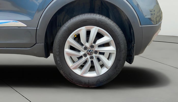 2022 Volkswagen TAIGUN HIGHLINE 1.0 TSI MT, Petrol, Manual, 67,559 km, Left Rear Wheel