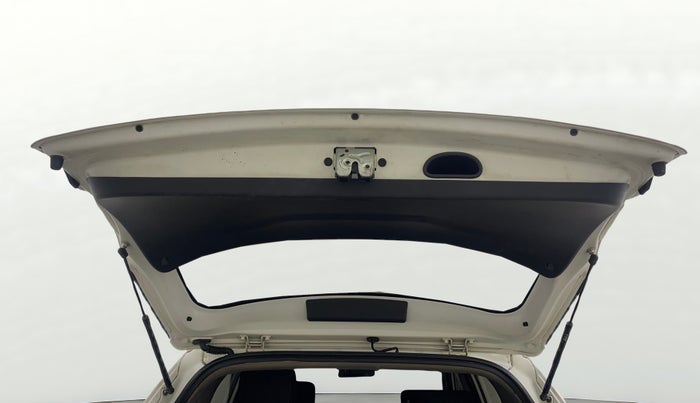 2018 Hyundai Creta SX PLUS AT 1.6 DIESEL, Diesel, Automatic, 1,22,910 km, Boot Door Open