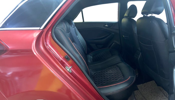 2018 Hyundai Elite i20 ASTA 1.4 CRDI DUAL TONE, Diesel, Manual, 1,14,280 km, Right Side Rear Door Cabin