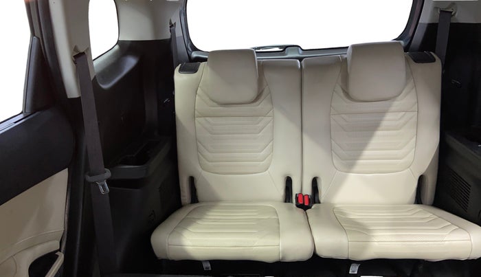 2022 KIA CARENS LUXURY PLUS 1.4 PETROL DCT 7 STR, Petrol, Automatic, 35,201 km, Third Seat Row ( optional )