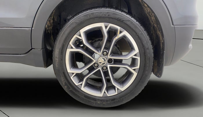 2021 Skoda KUSHAQ STYLE 1.0L TSI AT, Petrol, Automatic, 60,089 km, Left Rear Wheel