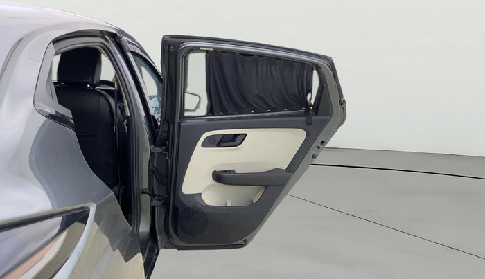 2023 Tata ALTROZ XM PLUS SUNROOF, Petrol, Manual, 19,692 km, RHS Rear Door