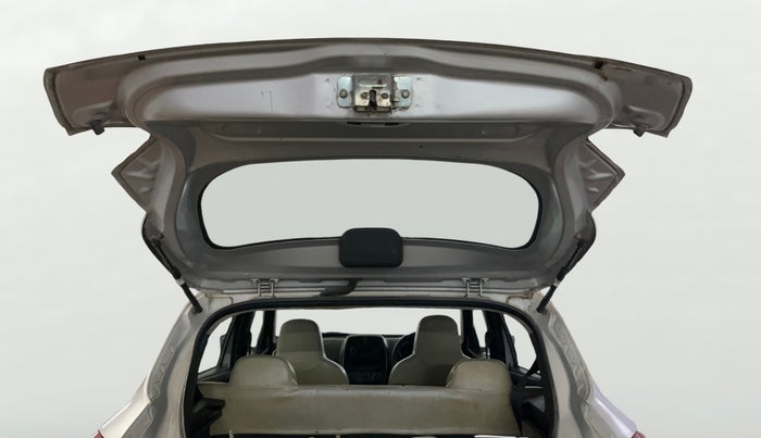 2017 Renault Kwid RXL, Petrol, Manual, 86,916 km, Boot Door Open