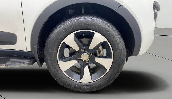 2019 Tata NEXON XZA PLUS PETROL, Petrol, Automatic, 33,515 km, Right Front Wheel