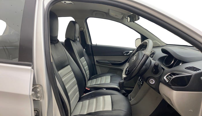 2018 Tata Tiago XZ PETROL, Petrol, Manual, 75,356 km, Right Side Front Door Cabin