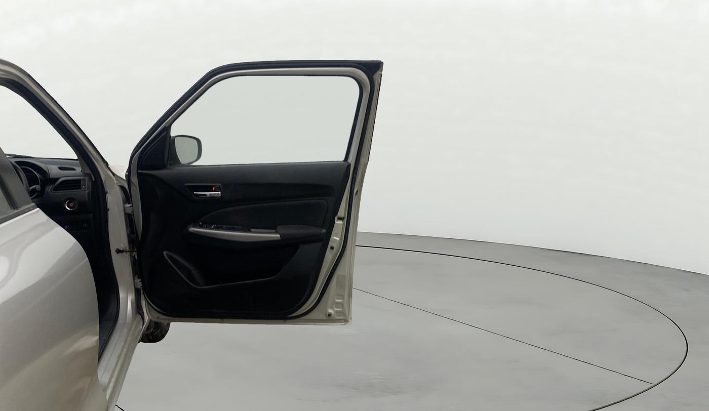 2021 Maruti Swift ZXI PLUS, Petrol, Manual, 56,613 km, RHS Front Door