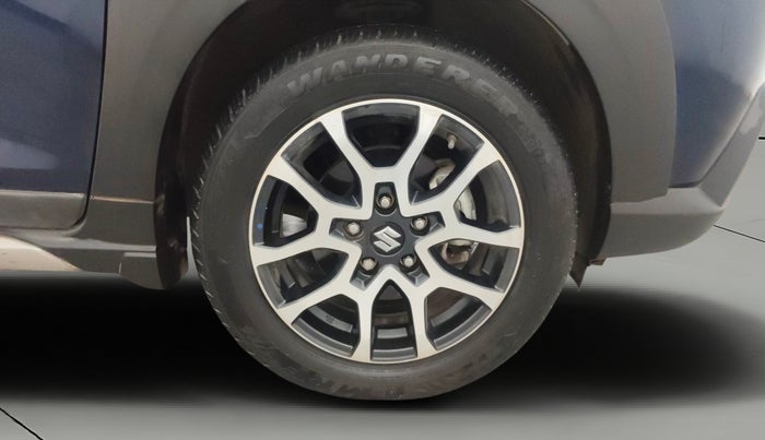 2022 Maruti XL6 ALPHA PLUS MT, Petrol, Manual, 19,622 km, Right Front Wheel