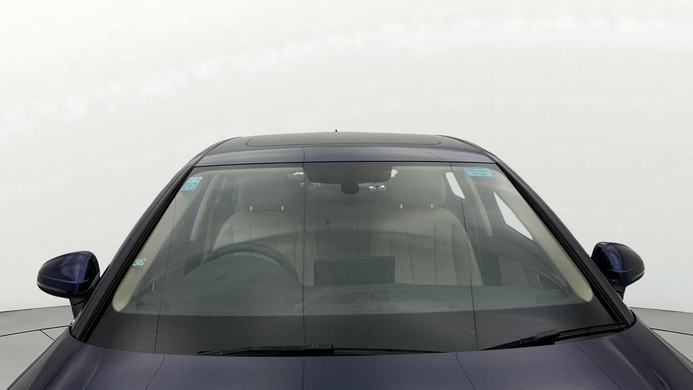 2024 Audi A4 40 TFSI  PREMIUM PLUS, Petrol, Automatic, 11,198 km, Front Windshield