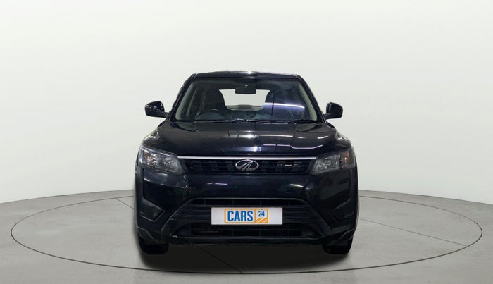 2022 Mahindra XUV300 W4 1.2 PETROL, Petrol, Manual, 26,197 km, Front