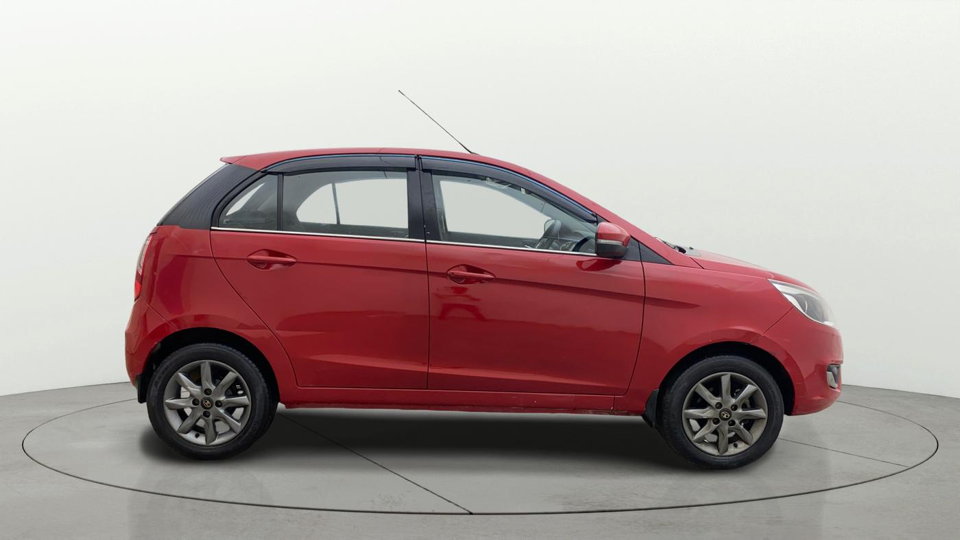 2014 Tata Bolt XT REVOTRON, Petrol, Manual, 26,122 km, Right Side View