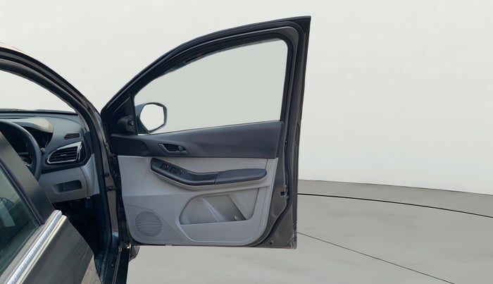 2023 Tata Tiago XT PETROL, Petrol, Manual, 59,240 km, RHS Front Door
