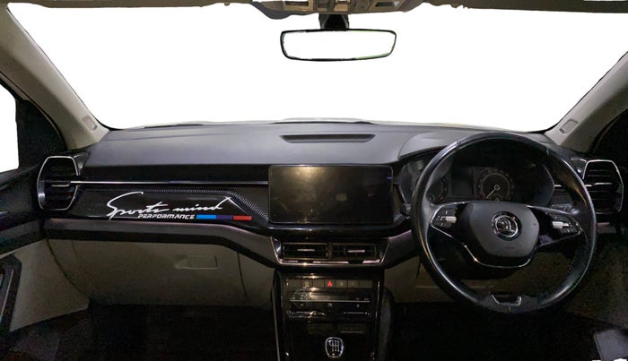 2022 Skoda KUSHAQ STYLE 1.0L TSI AT, Petrol, Automatic, 19,005 km, Dashboard