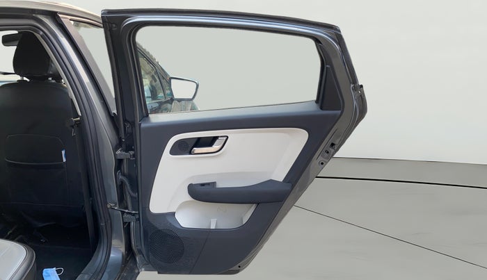 2022 Tata ALTROZ XZA, Petrol, Automatic, 36,755 km, RHS Rear Door