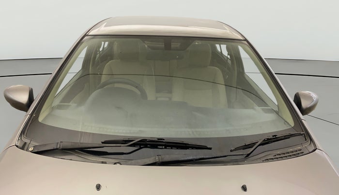 2015 Maruti Ciaz ZXI+, CNG, Manual, 78,804 km, Front Windshield