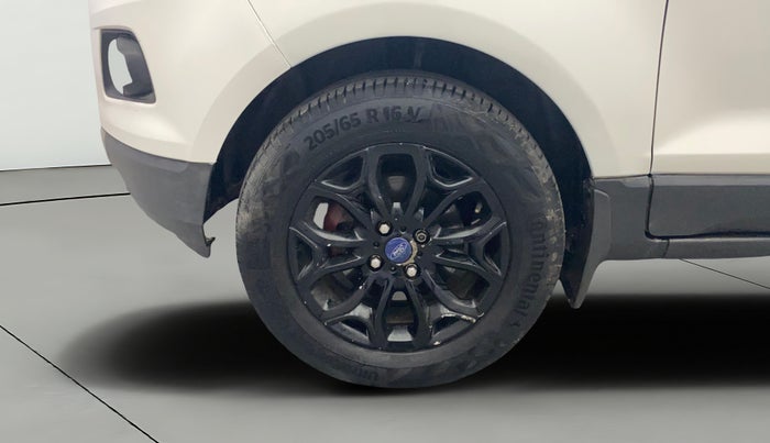 2016 Ford Ecosport TITANIUM+ 1.0L ECOBOOST, Petrol, Manual, 1,24,250 km, Left Front Wheel