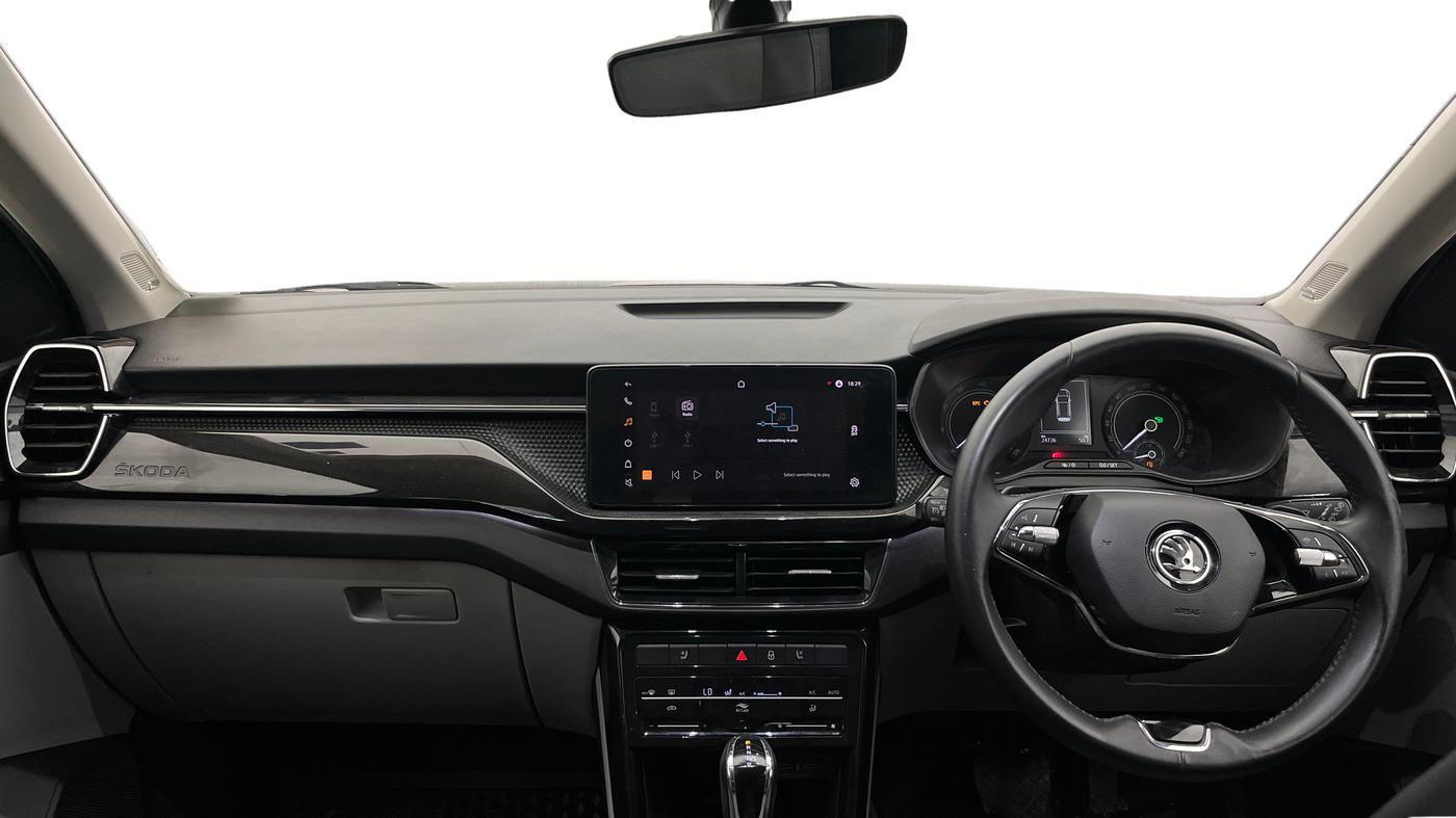 2021 Skoda KUSHAQ STYLE 1.0L TSI AT, Petrol, Automatic, 24,676 km, Dashboard